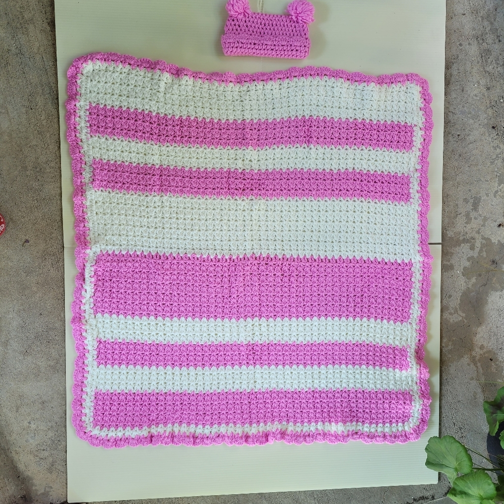 Hand made baby blanket with hat